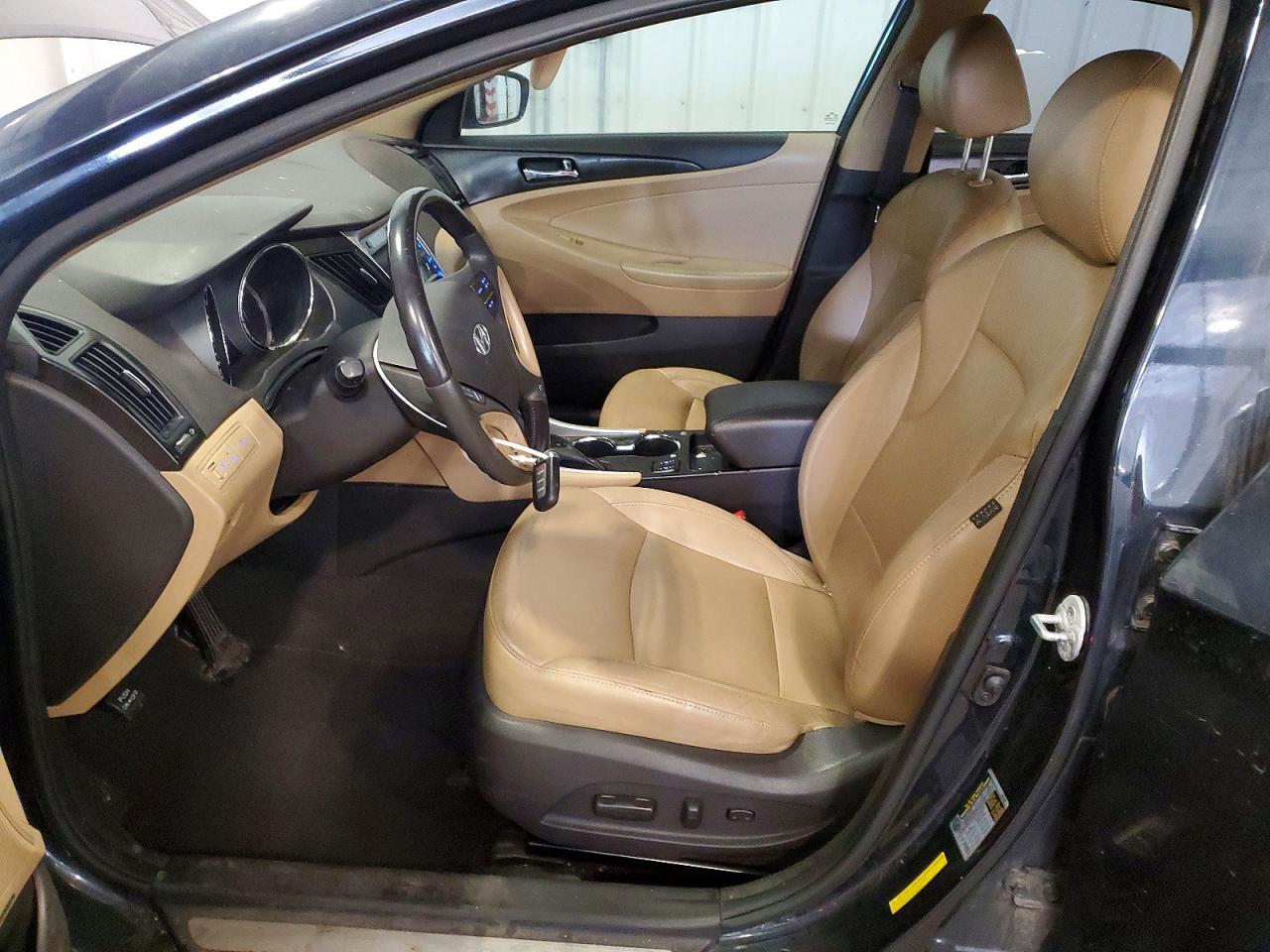 2013 Hyundai Sonata Limited - Image 7