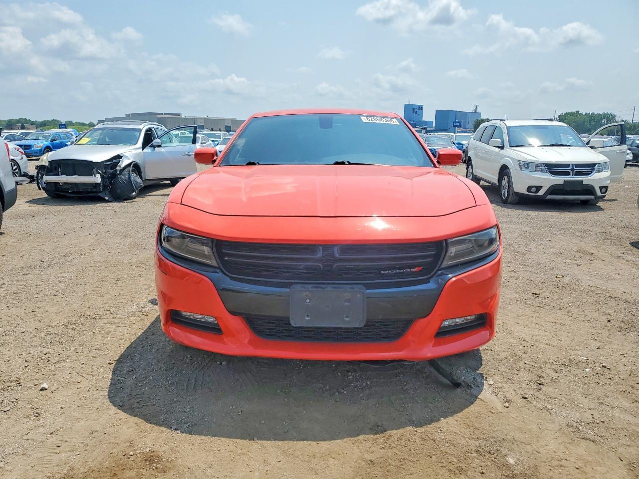 2019 Dodge Charger Sxt - Image 5