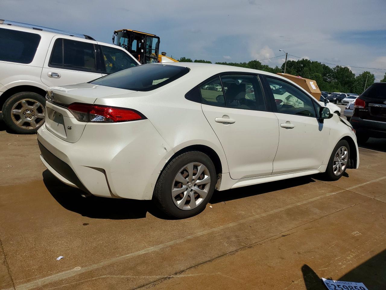 2021 Toyota Corolla Le - Image 3