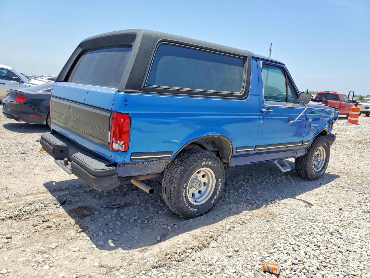1989 Ford Bronco U100 - Фото 3
