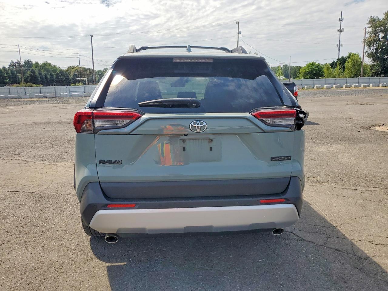 2019 Toyota Rav4 Adventure - Фото 6