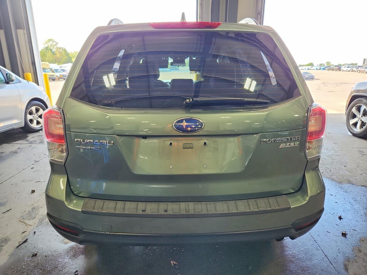 2017 Subaru Forester 2.5I - Фото 6
