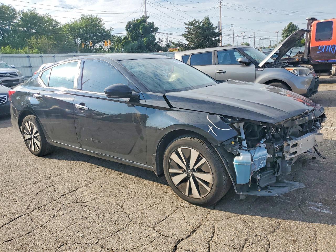 2019 Nissan Altima Sl - Фото 4