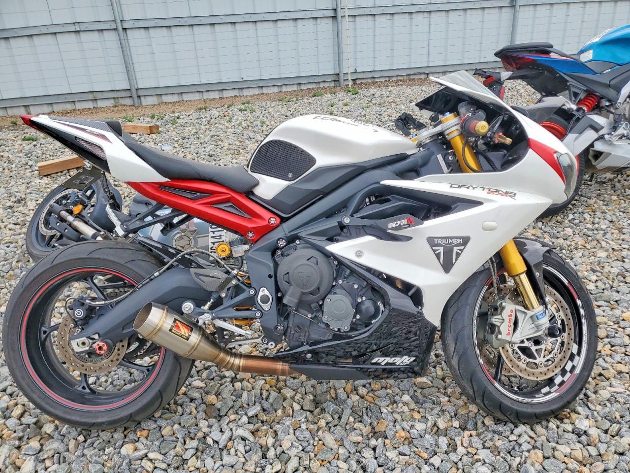 2017 Triumph Motorcycle Daytona 675R Abs