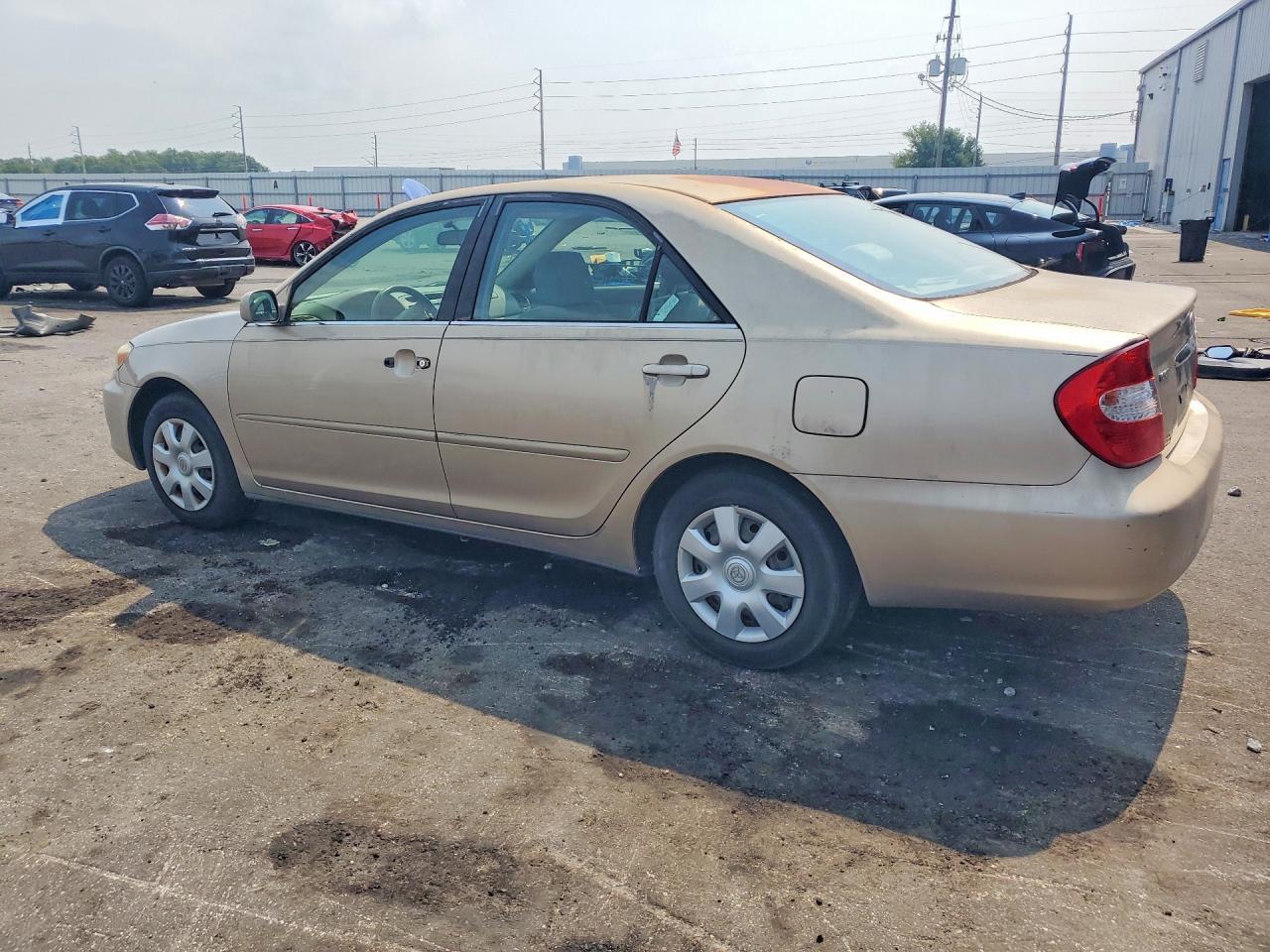 2003 Toyota Camry Le - Image 2