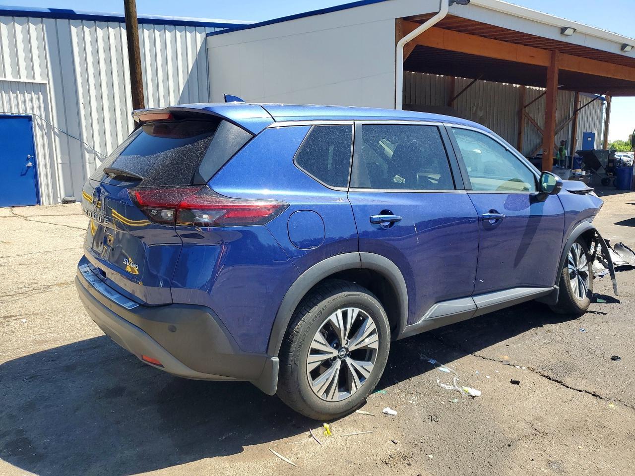 2022 Nissan Rogue Sv - Фото 3