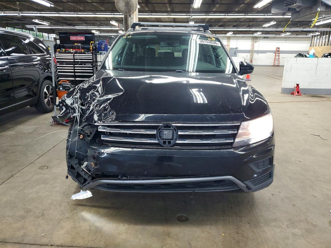 2019 Volkswagen Tiguan Se - Image 5