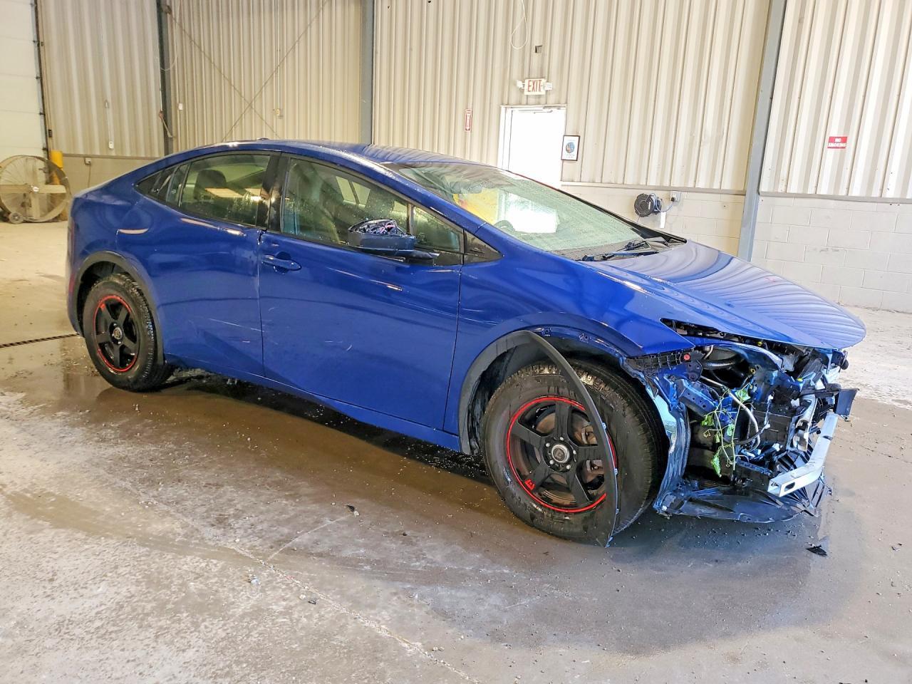2023 Toyota Prius Le - Фото 4