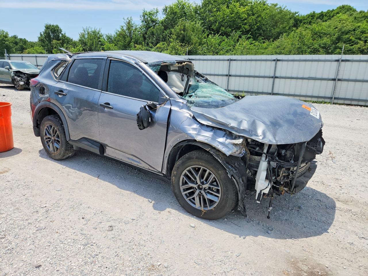 2021 Nissan Rogue S - Фото 4