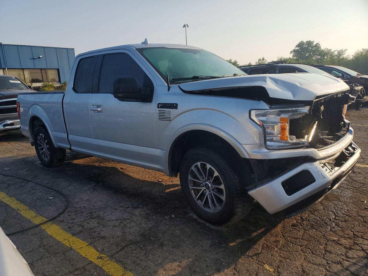 2018 Ford F150 Super Cab - Фото 4