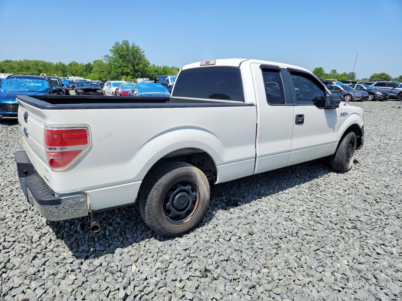 2013 Ford F150 Super Cab - Фото 3