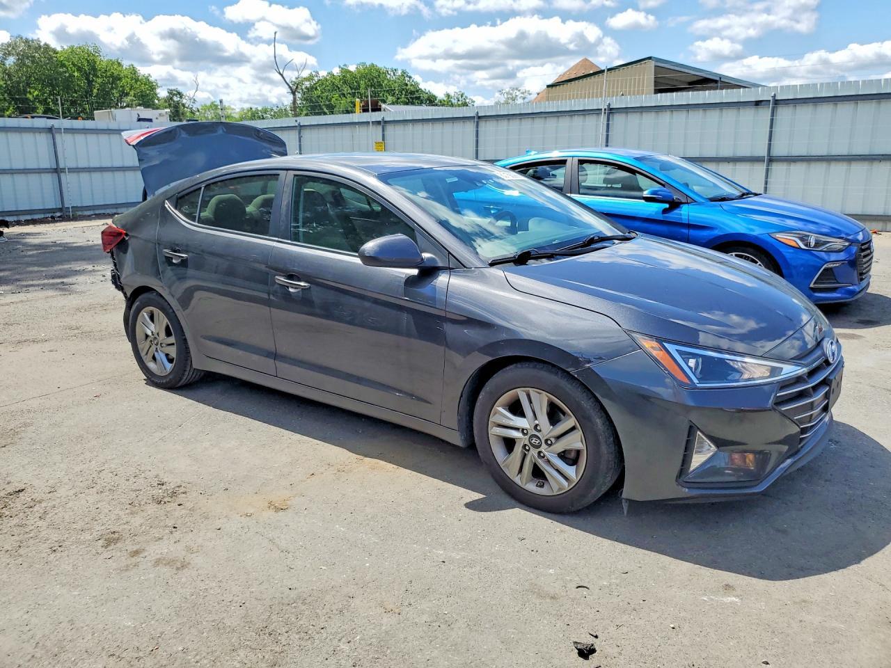 2020 Hyundai Elantra Sel - Image 4