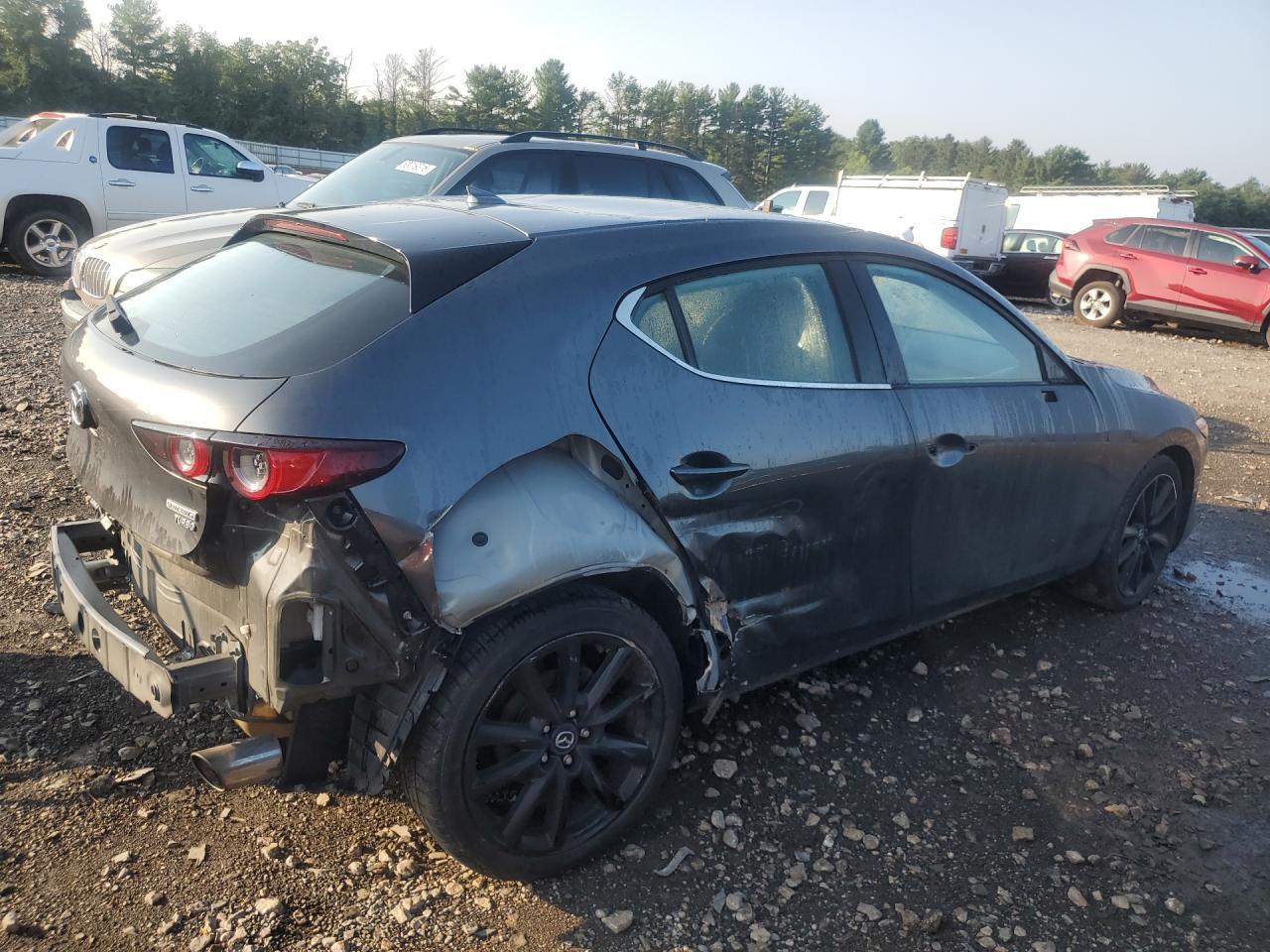 2021 Mazda 3 - Фото 3