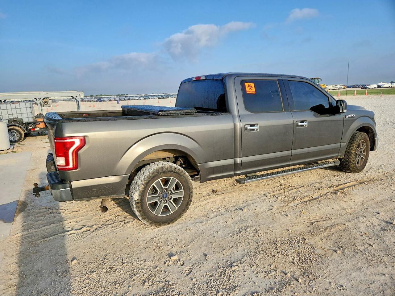 2016 Ford F150 Supercrew - Фото 3