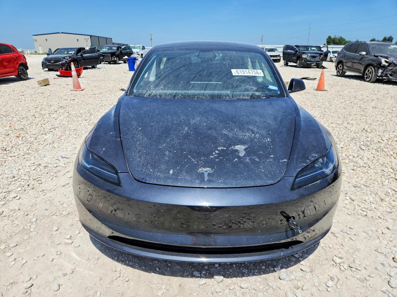 2025 Tesla Model 3 - Image 5