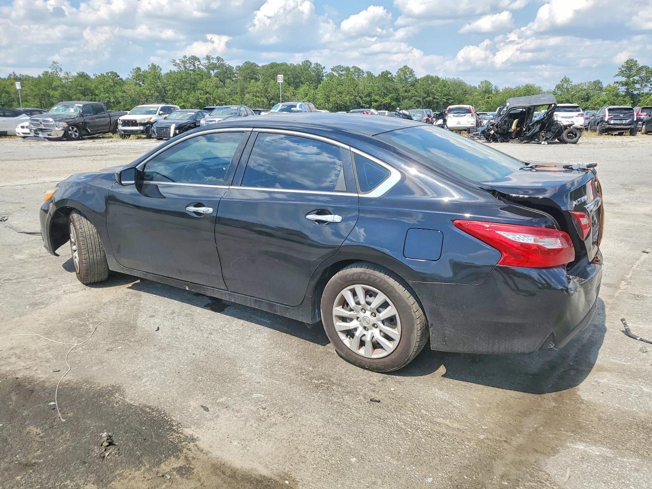 2017 Nissan Altima 2.5 S - Image 2