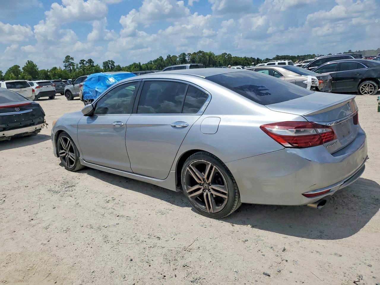 2016 Honda Accord Sport - Фото 2