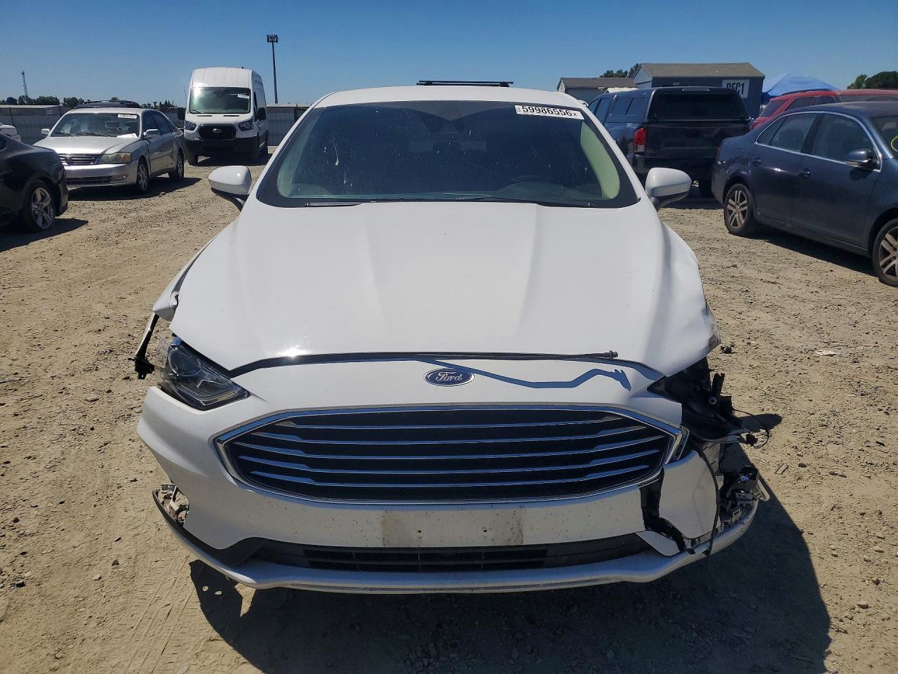 2020 Ford Fusion Se - Фото 5