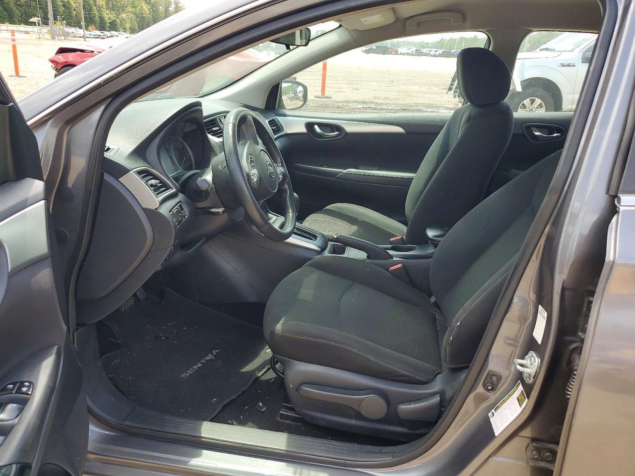 2018 Nissan Sentra S - Image 7