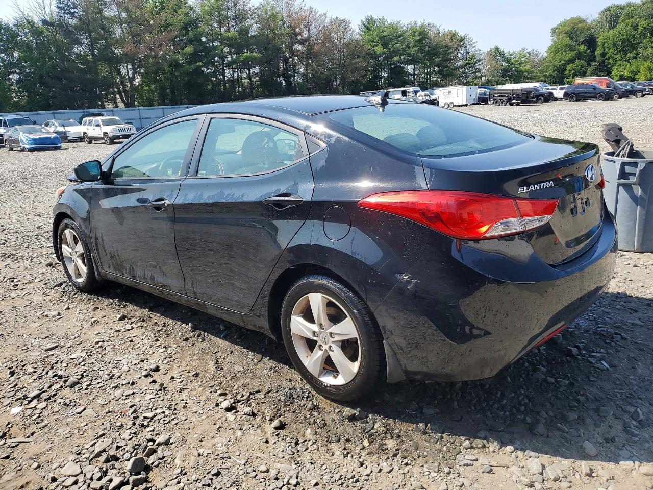 2013 Hyundai Elantra Gls - Фото 2