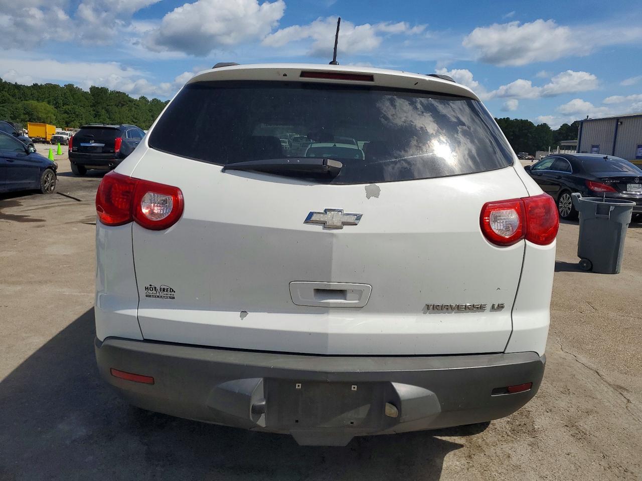2010 Chevrolet Traverse Ls - Фото 6
