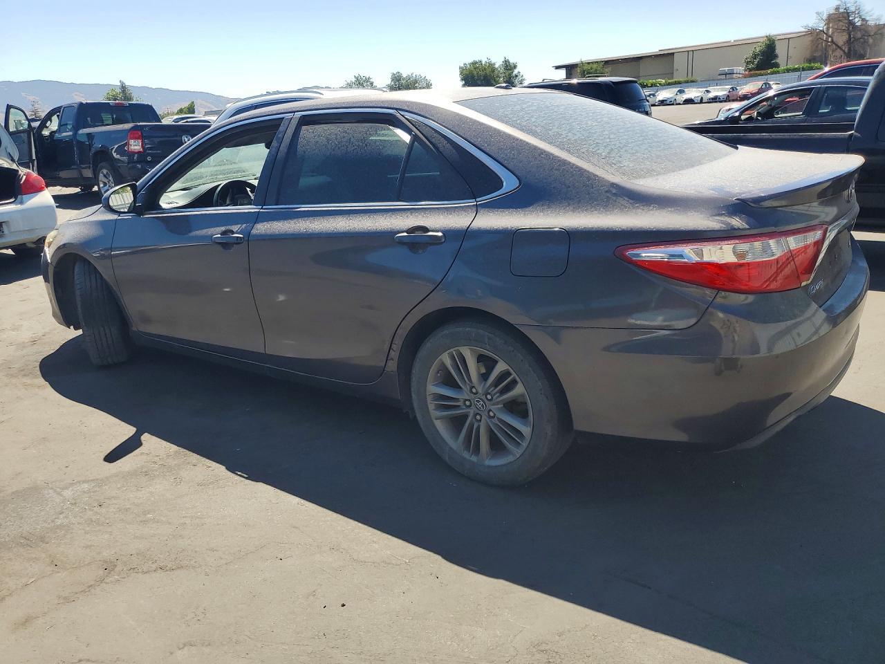 2017 Toyota Camry Se - Image 2