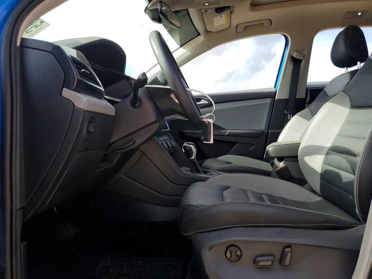 2022 Volkswagen Taos Sel - Фото 7