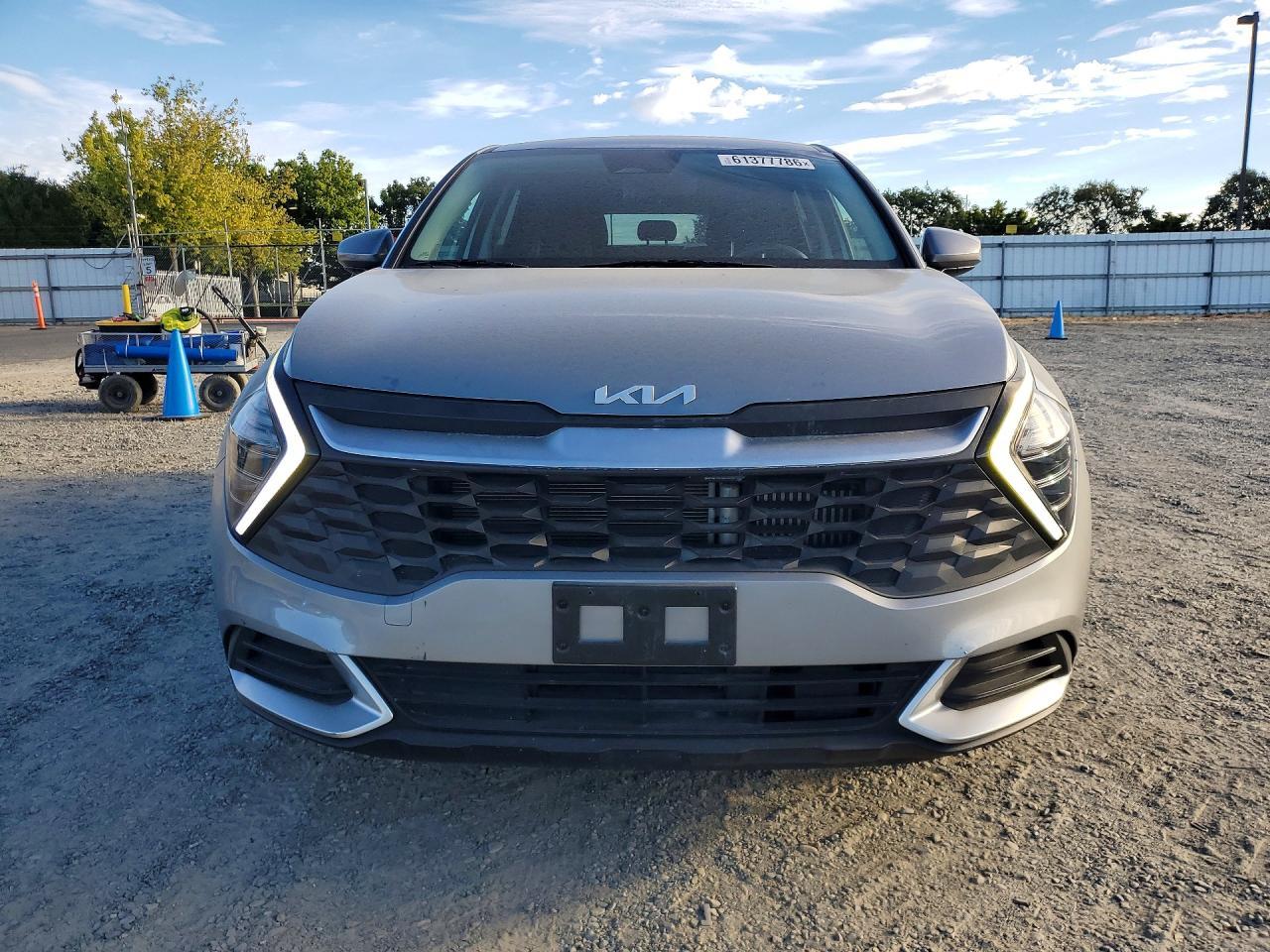 2024 Kia Sportage Hybrid Lx - Image 5