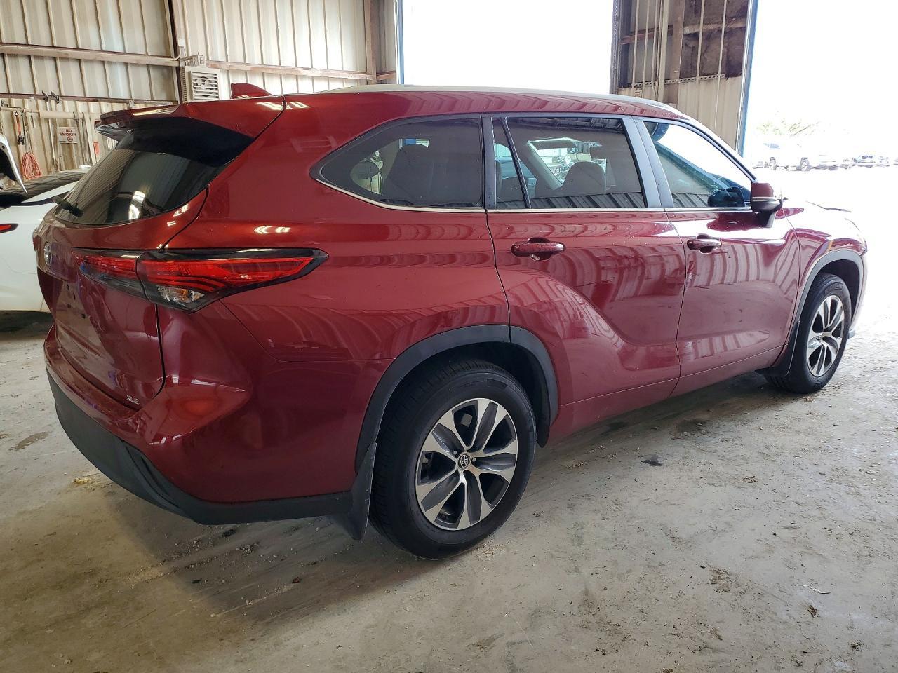 2023 Toyota Highlander Xle - Фото 3