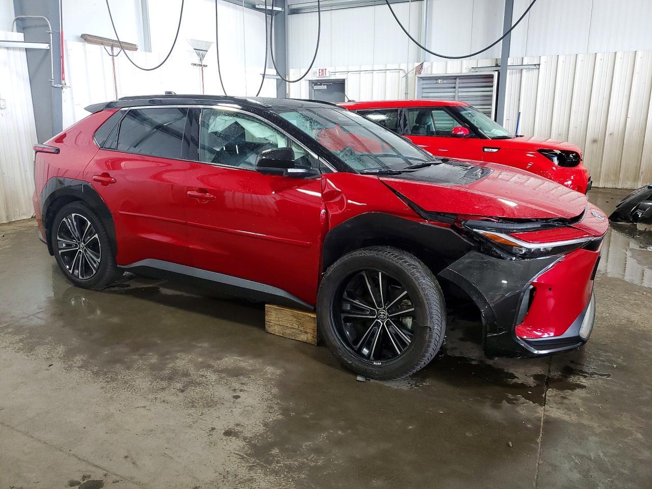 2023 Toyota Bz4X - Фото 4