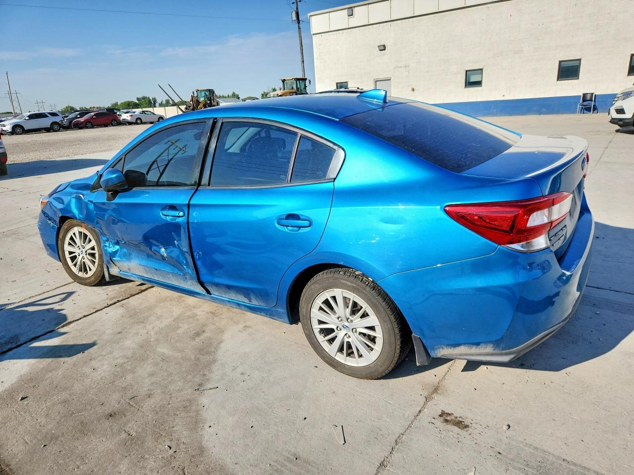 2017 Subaru Impreza Premium - Фото 2
