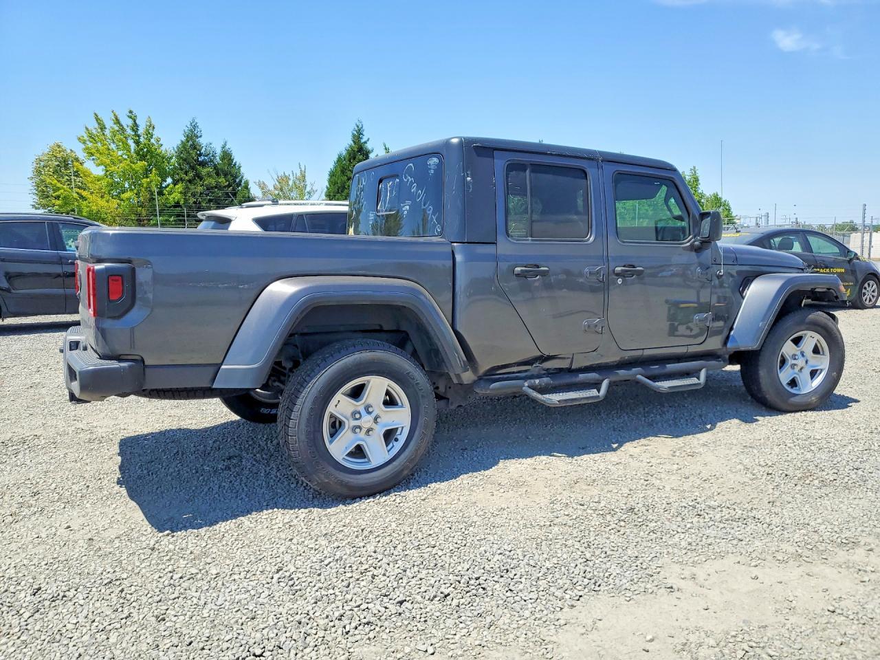 2020 Jeep Gladiator Sport - Image 3