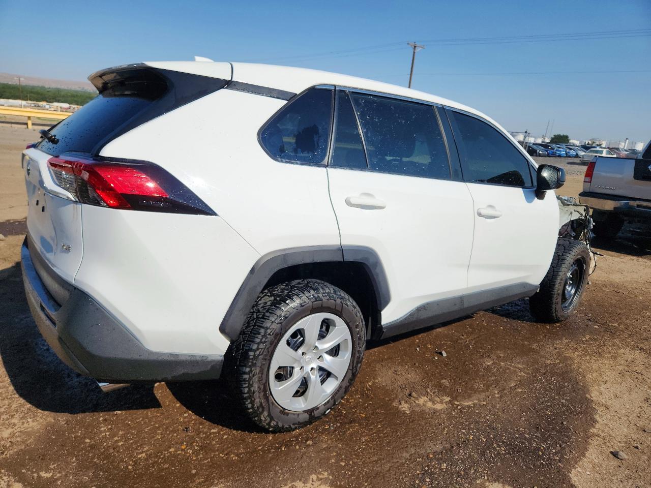 2022 Toyota Rav4 Le - Фото 3