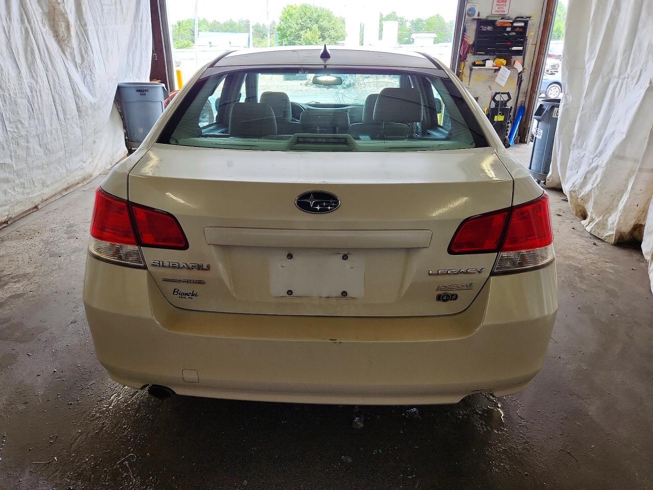 2012 Subaru Legacy 2.5I Limited - Image 6