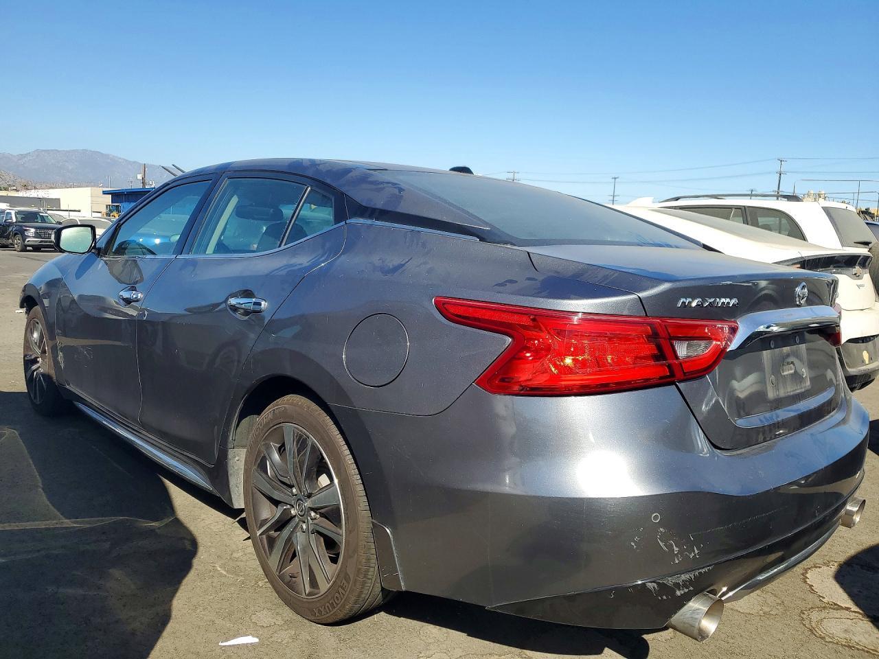 2018 Nissan Maxima Platinum - Фото 2