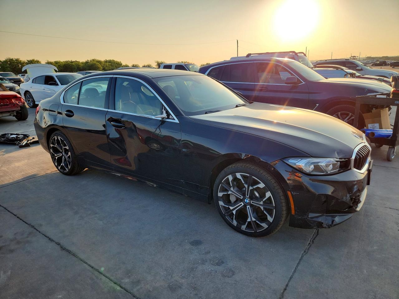 2026 BMW 330Xi - Image 4