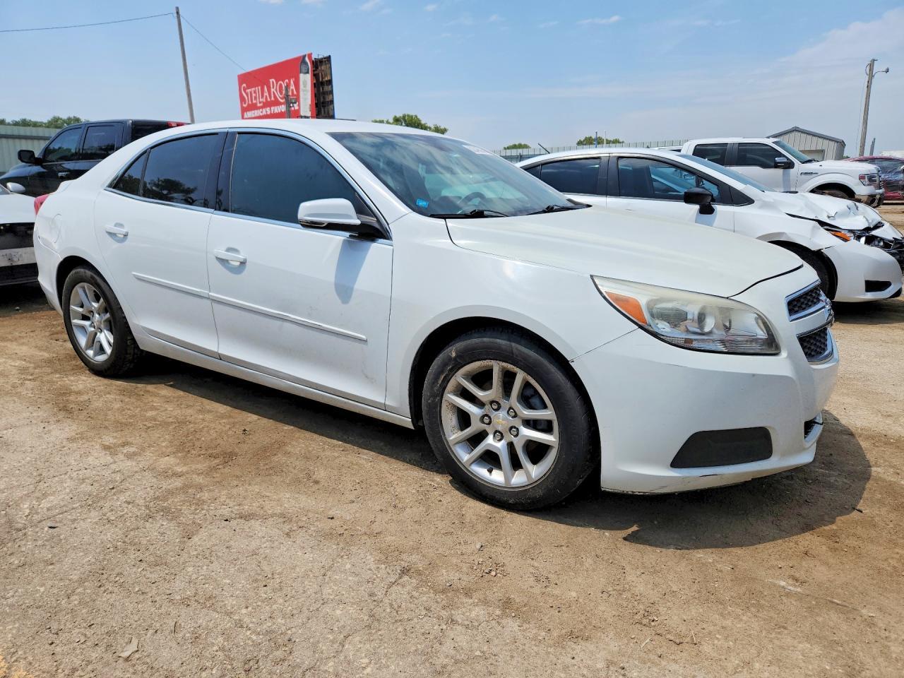 2015 Chevrolet Malibu 1Lt - Image 4