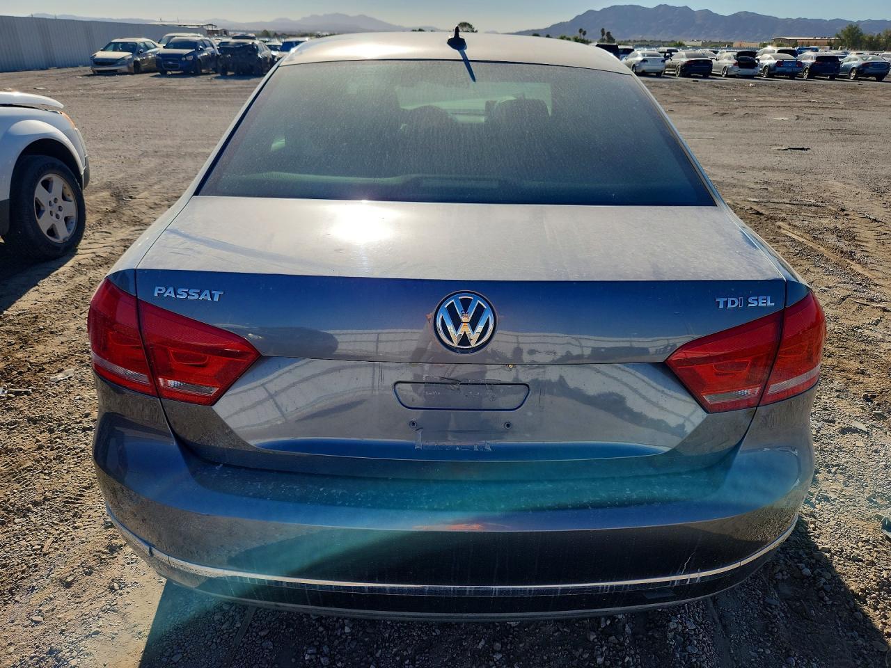 2013 Volkswagen Passat Sel - Фото 6