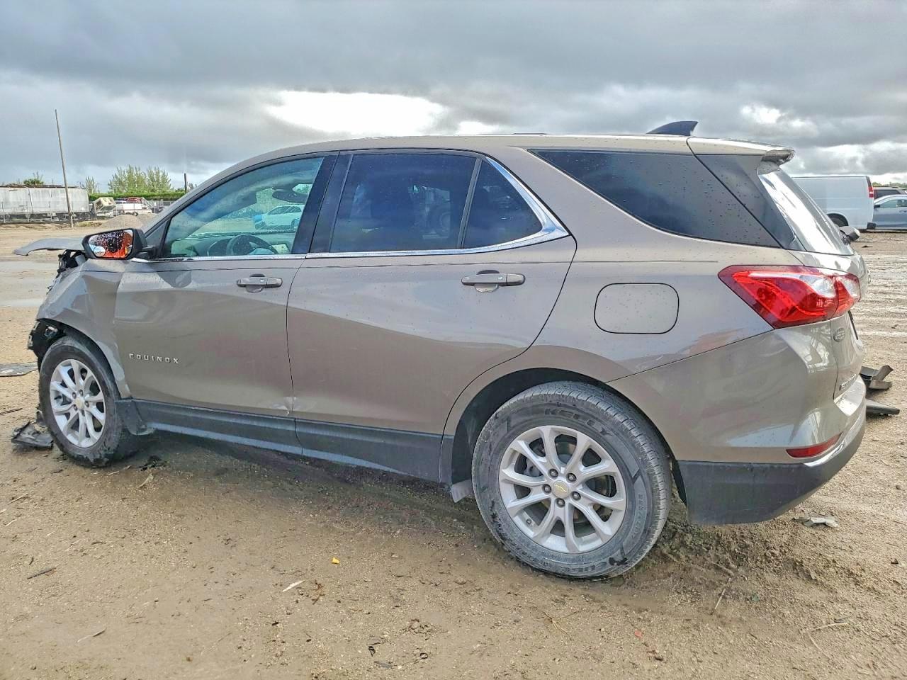 2018 Chevrolet Equinox Lt - Фото 2