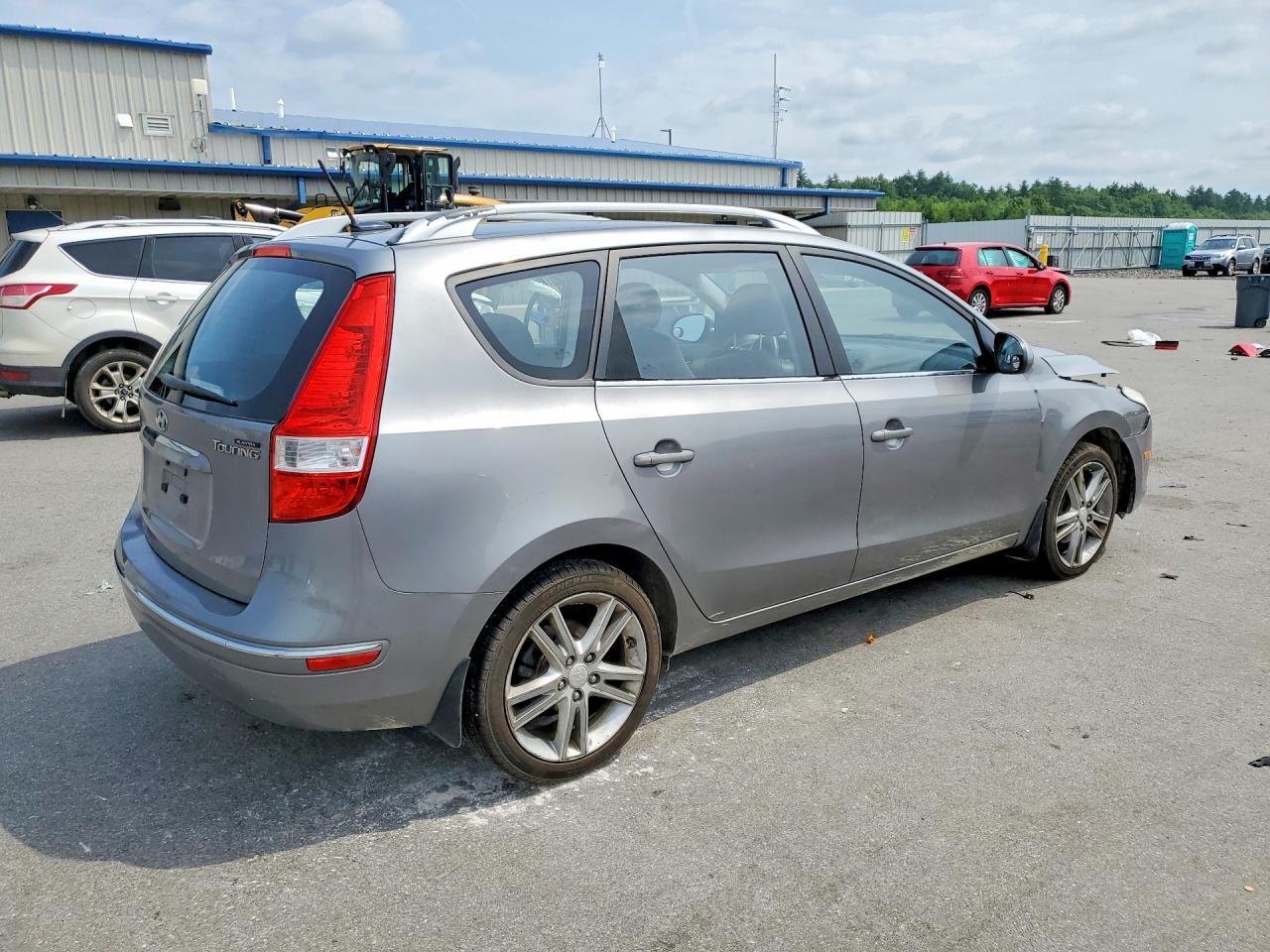 2011 Hyundai Elantra Touring Se - Фото 3