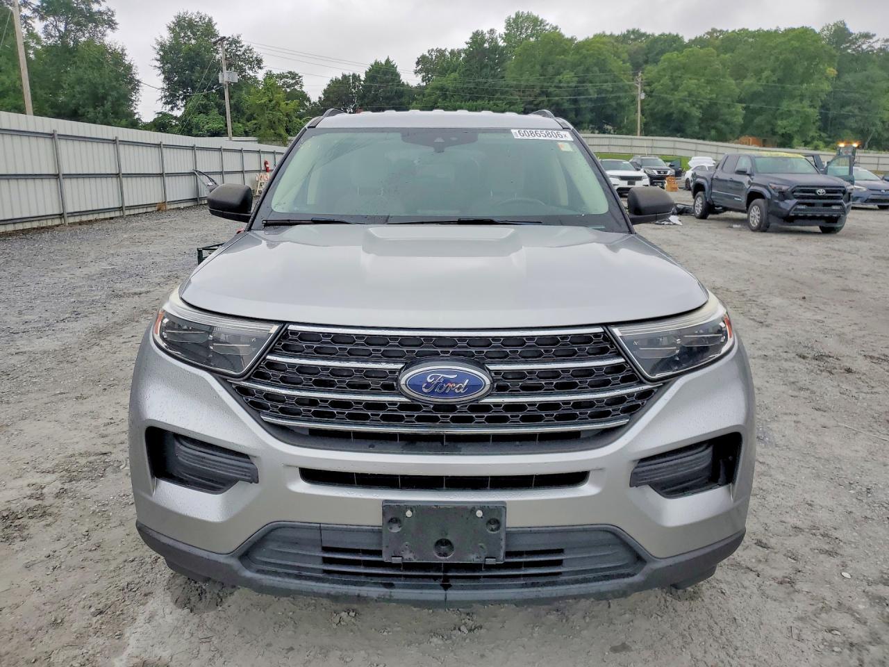 2020 Ford Explorer Xlt - Фото 5