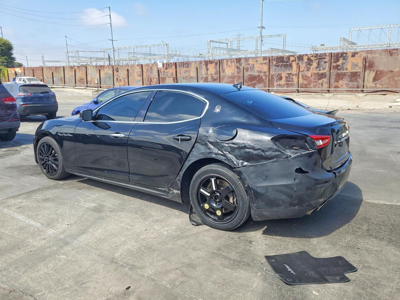 2016 Maserati Ghibli S - Фото 2