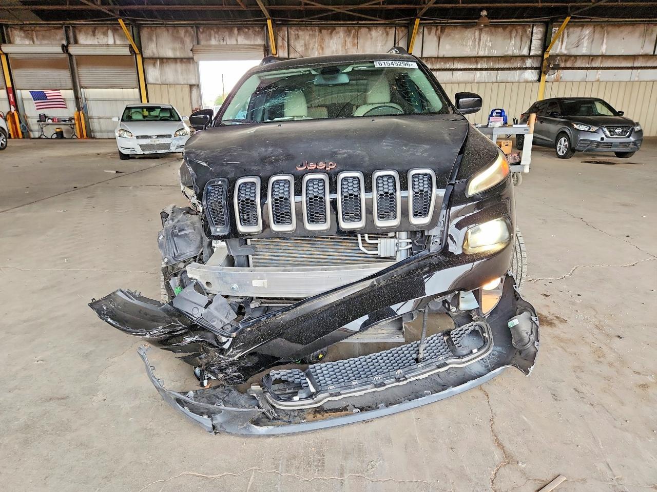 2017 Jeep Cherokee - Image 5