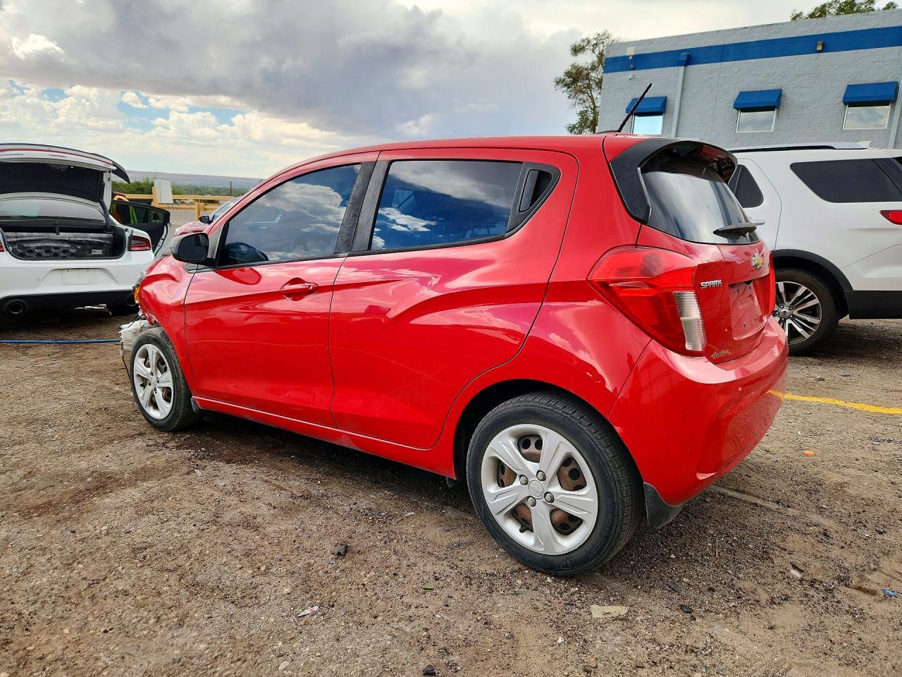 2019 Chevrolet Spark Ls - Фото 2