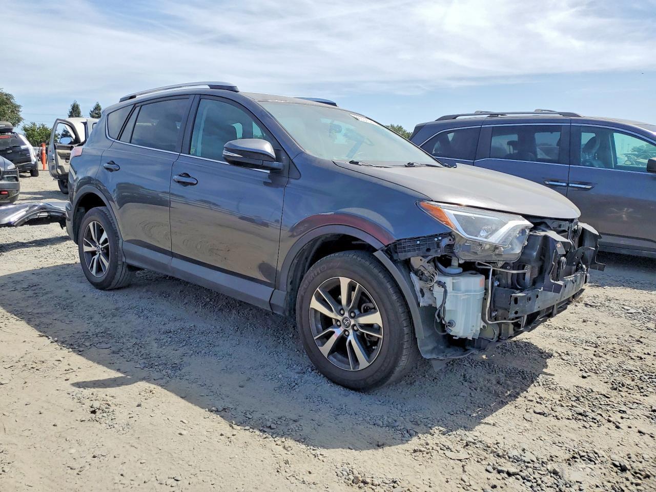 2016 Toyota Rav4 Xle - Фото 4