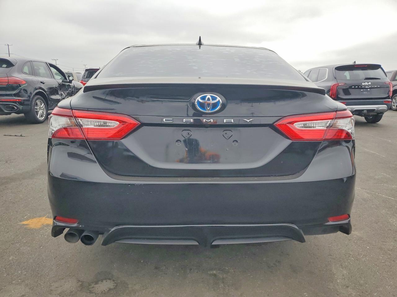 2019 Toyota Camry Hybrid Se - Фото 6