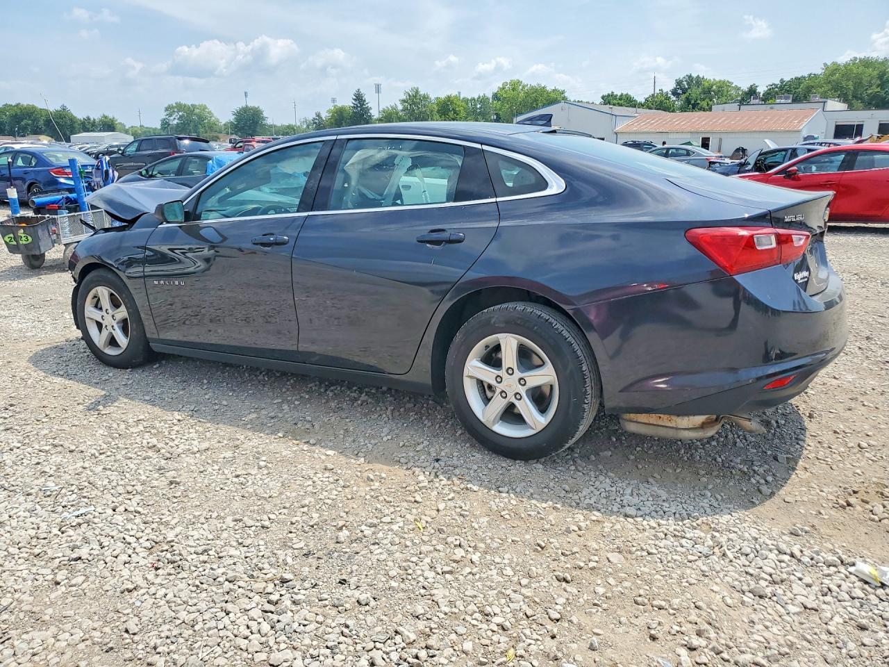 2023 Chevrolet Malibu Lt - Фото 2