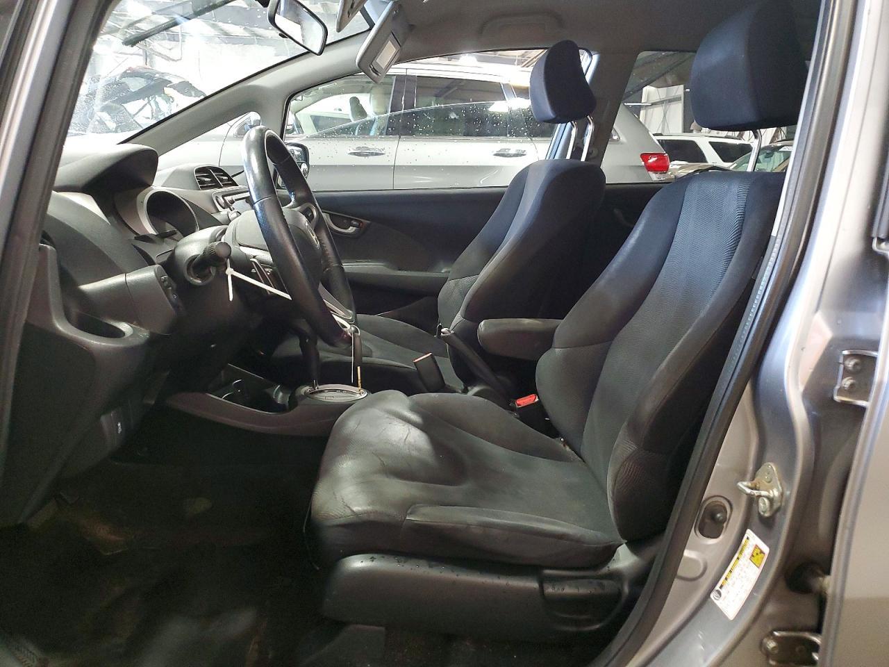 2010 Honda Fit Sport - Фото 7