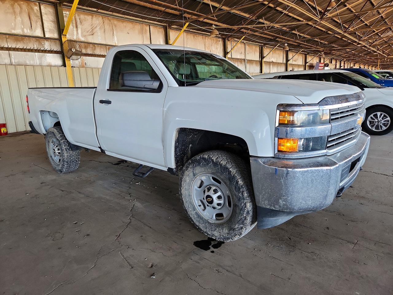 2016 Chevrolet Silverado C2500 Heavy Duty - Image 4