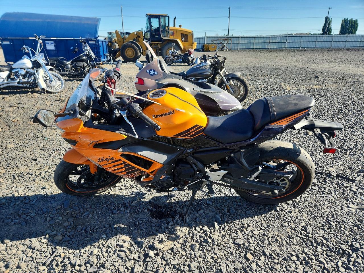 2025 Kawasaki Ex650 P - Image 3